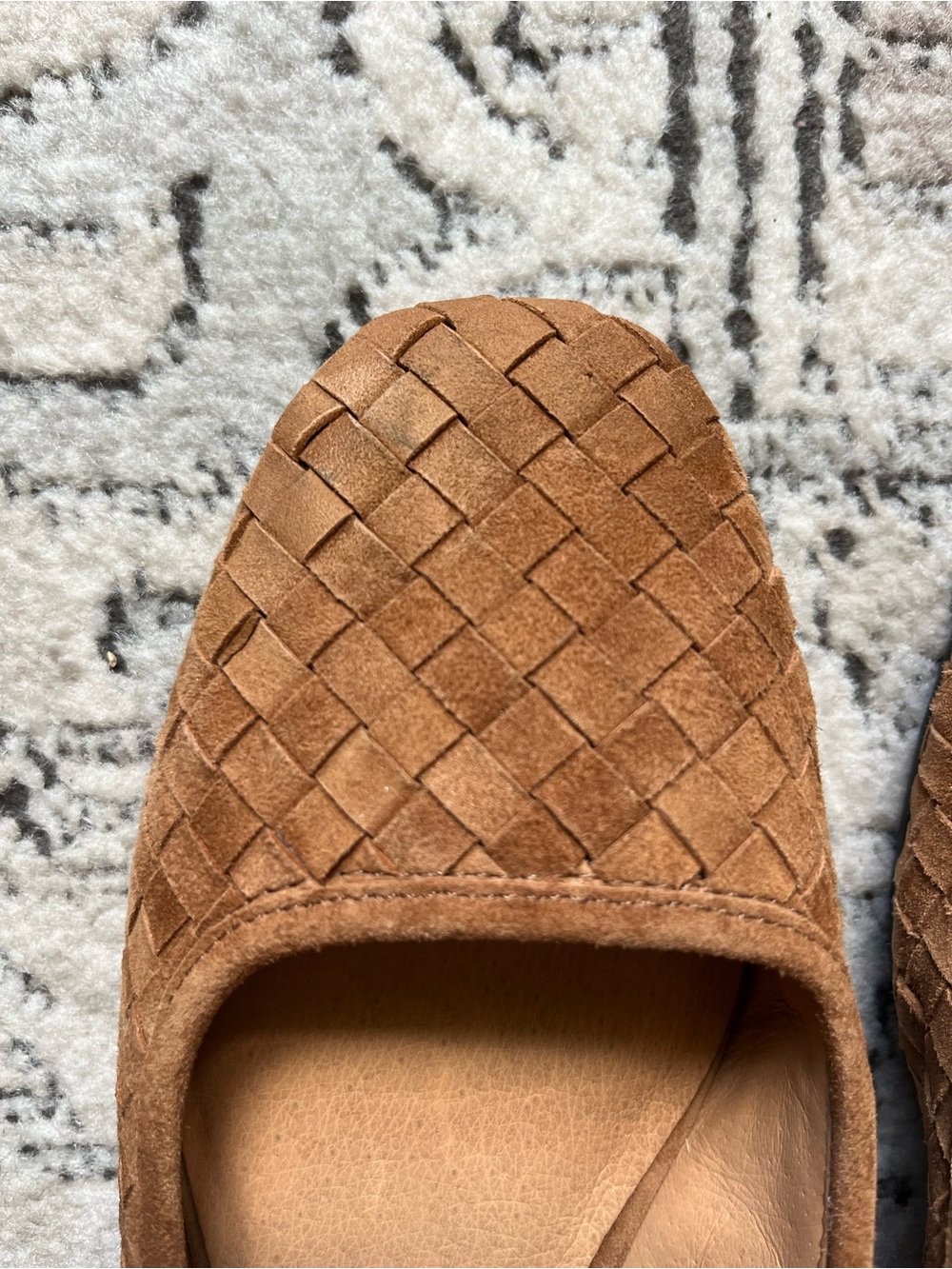 Madewell The Greta Ballet Flat Mule in Warm Hickory Basketweave Suede Size 8 - Picture 4 of 7